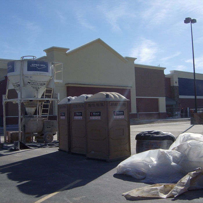 Moon Portable Restrooms, construction Site Portable Bathrooms KY, Outside Portable Bathrooms