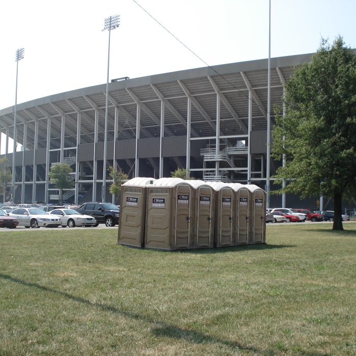 Moon Portable Restrooms, Portable Restrooms Lexington, Portable Restrooms Louisville, Portable Restrooms for Sporting events, Portable restrooms for rent Kentucky