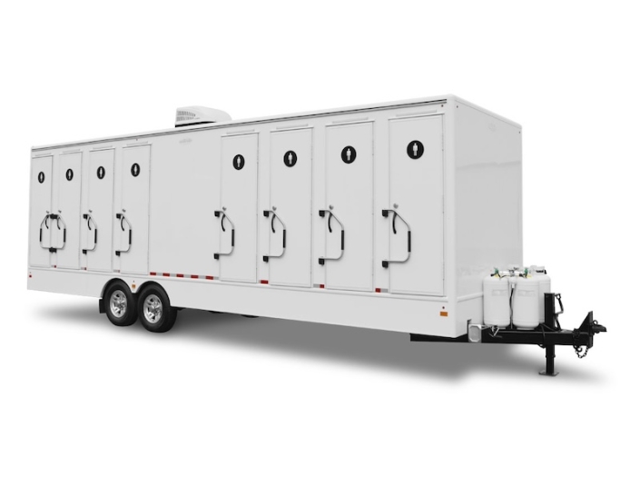 8-door-shower-trailer